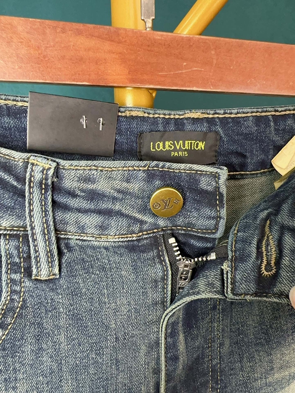 ブランドジーンズ角部分ディテール